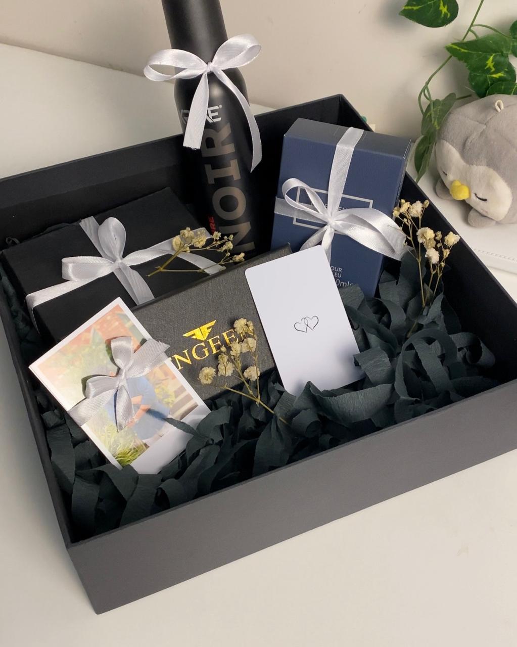 Signature Him Box