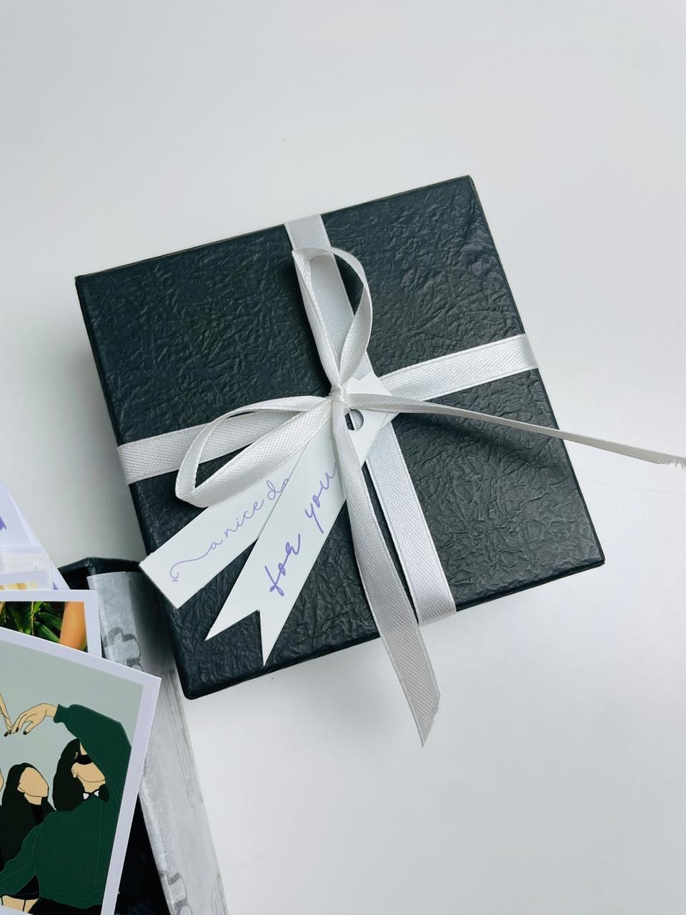 Polaroid Gift Box