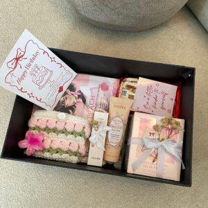 Blossom Beauty Chest